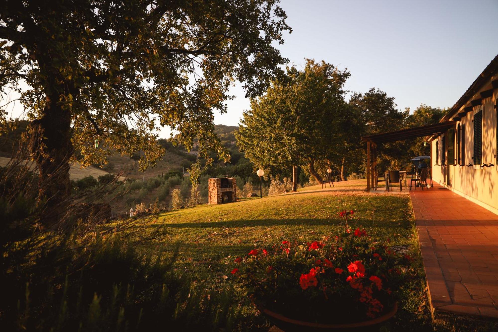 Bio Agriturismo Poggio Aione Villa Saturnia Buitenkant foto