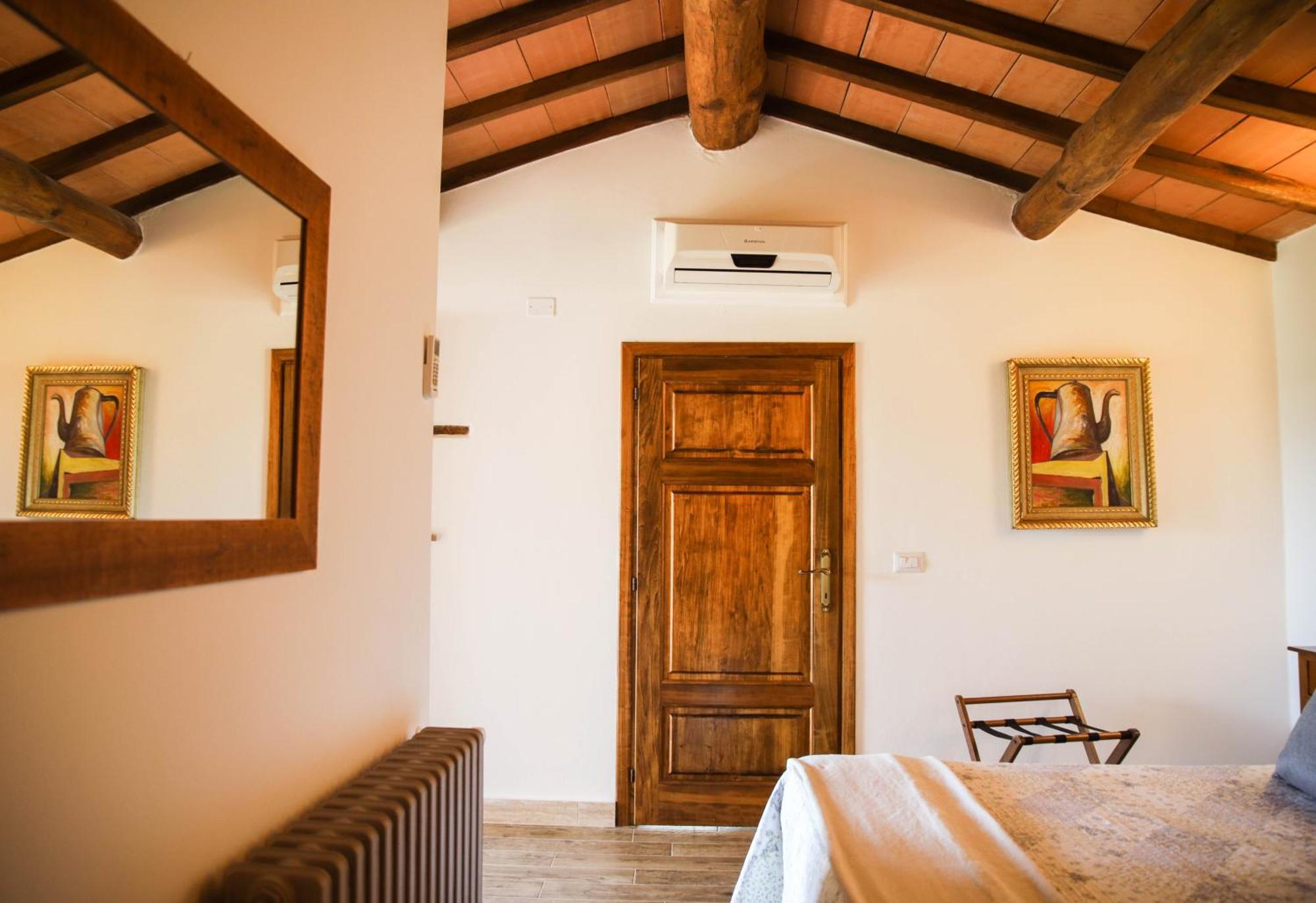 Bio Agriturismo Poggio Aione Saturnia Buitenkant foto